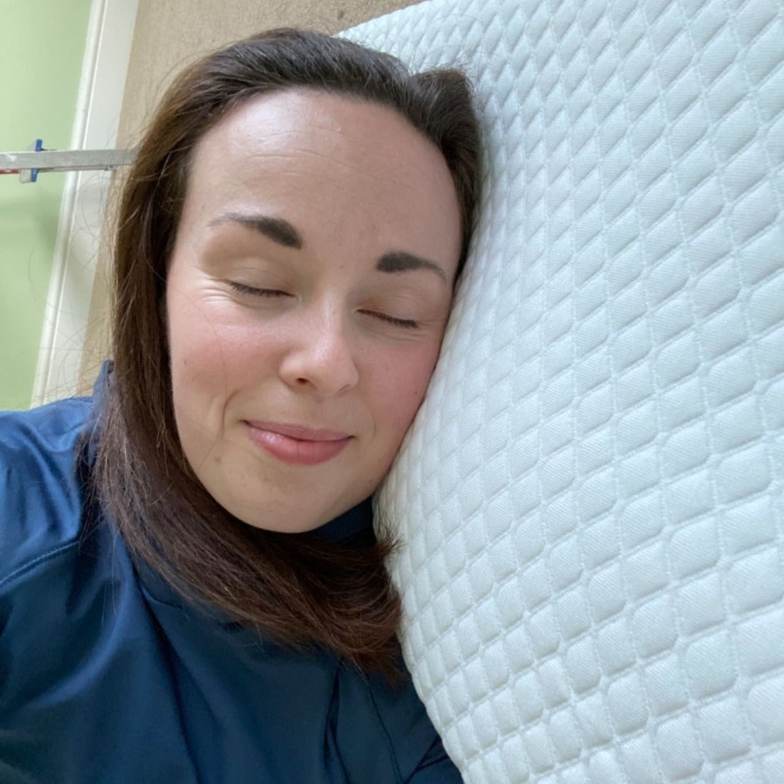 ERGO PILLOW - Ergonomisk støtte. Dybere søvn. Bedre restitution.
